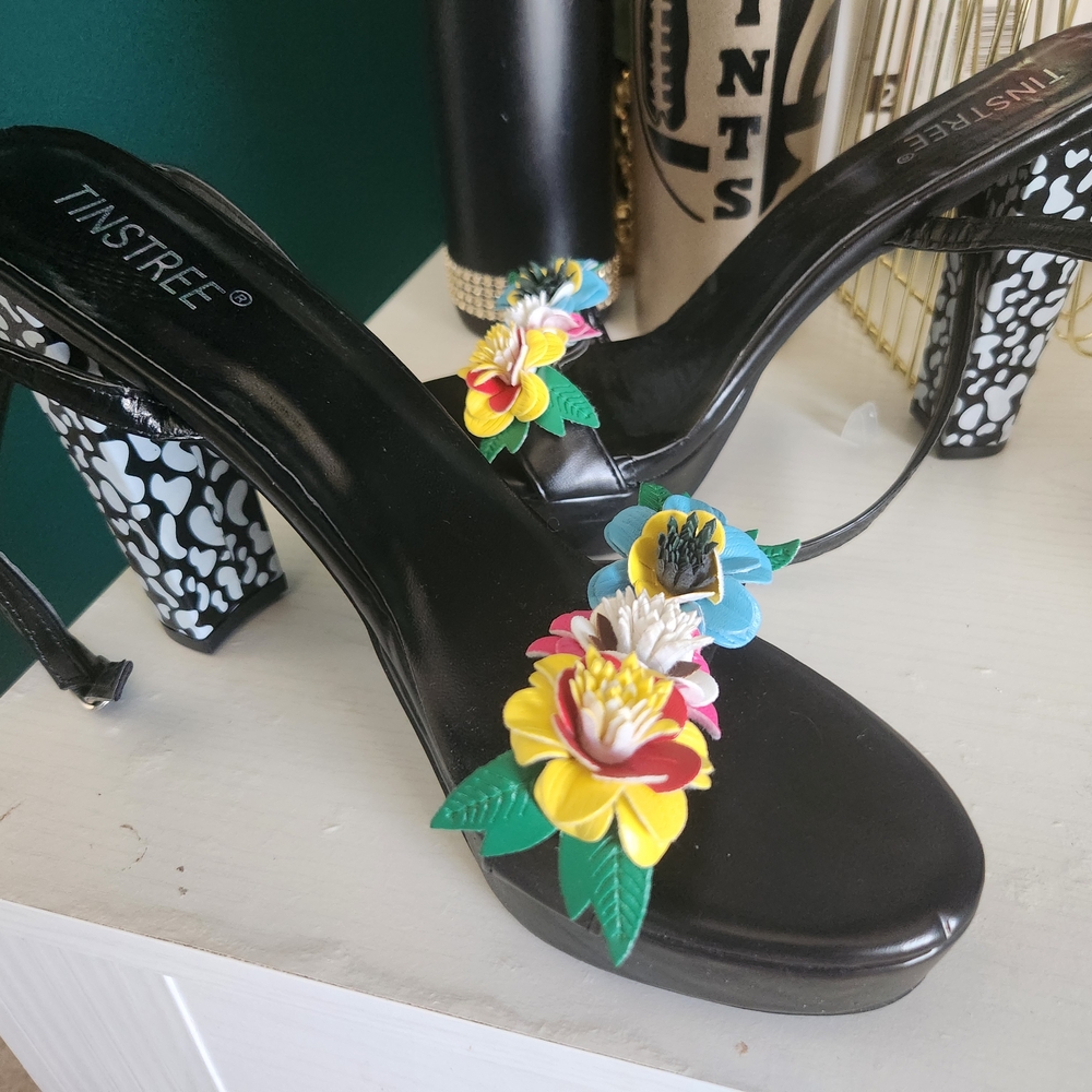 Women's Black Floral Heels